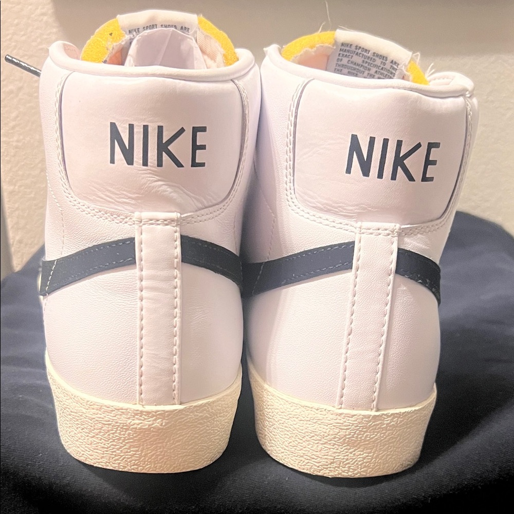 Nike Mid Blazer Men's White and Black High-Top Sneakers - Picture 3 of 8